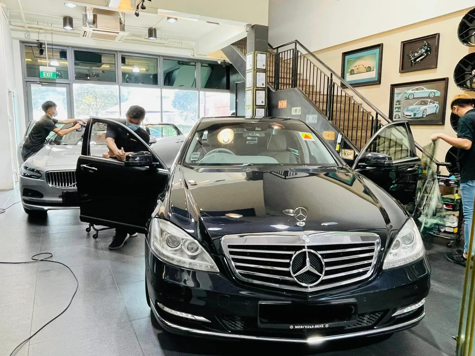 Black Mercedes-Benz S-Class and silver sedan being tinted at Infratint Singapore