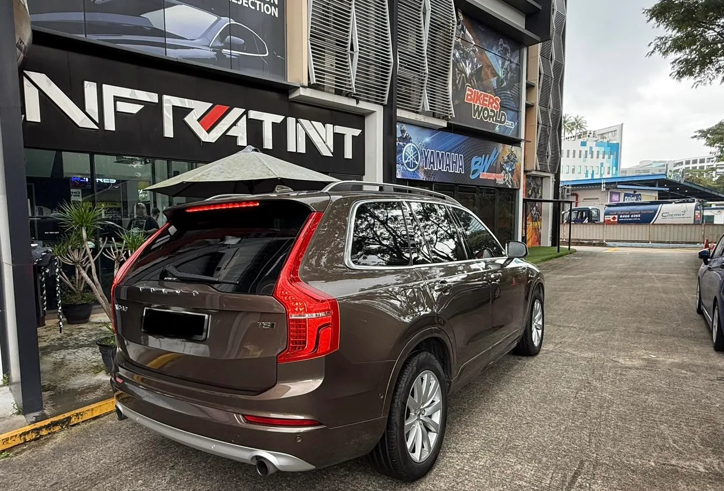 Tinted bronze Volvo XC90 rear three-quarter view at Infratint Singapore